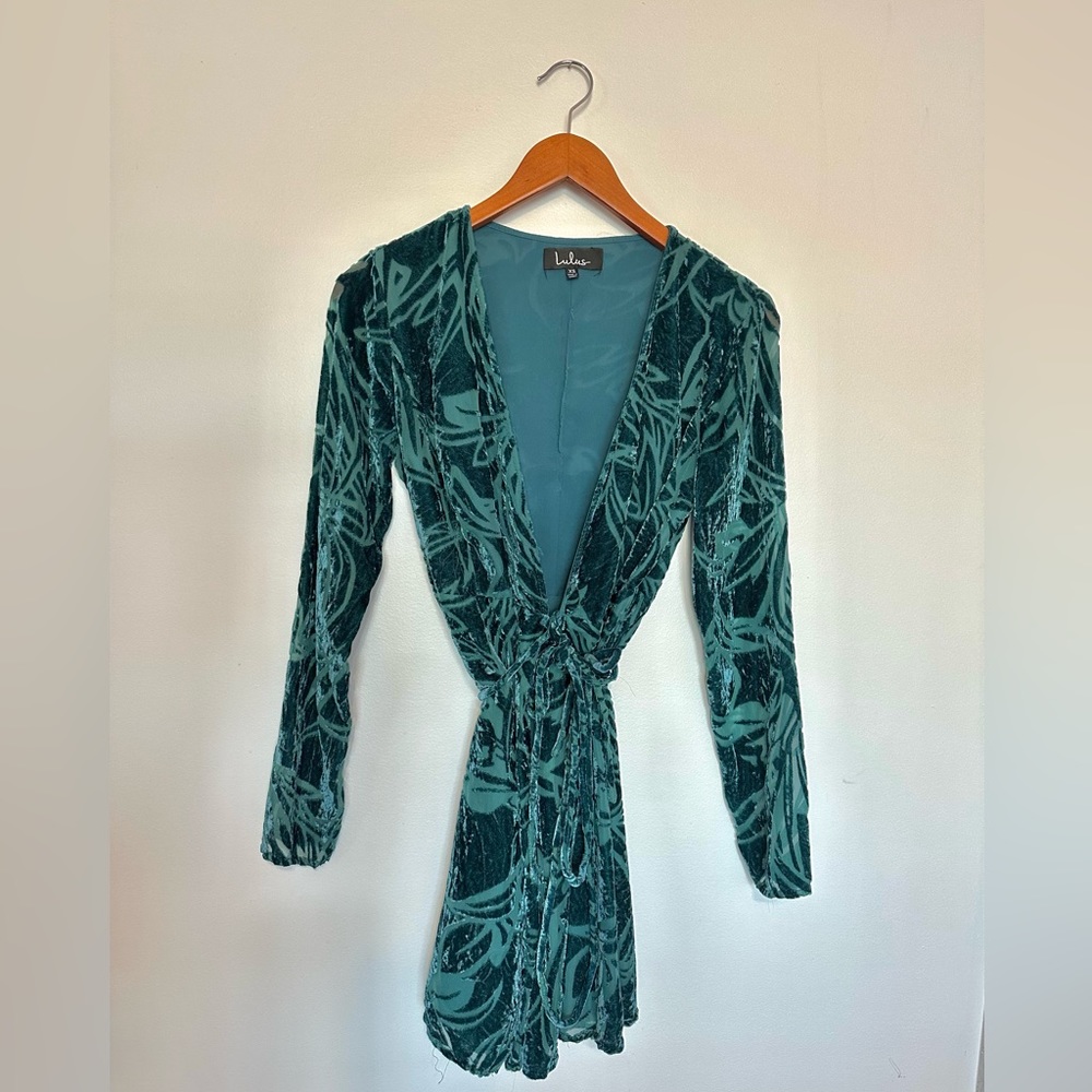 LuLus Velour dress